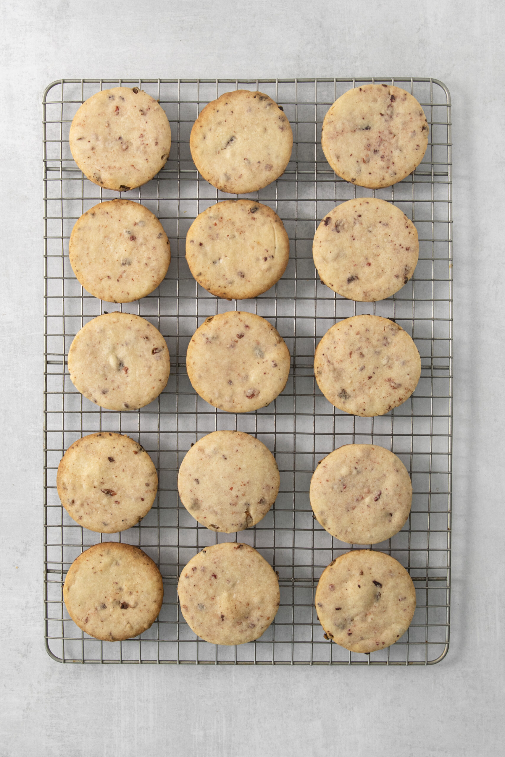 baked cookies on a cooling rack